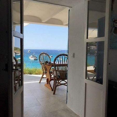 Hebergement Front De Mer Sant Elm Exterior foto