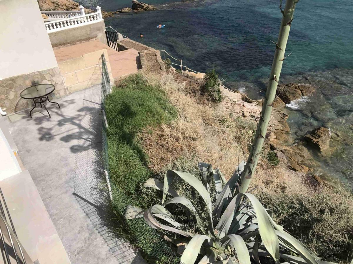 Hebergement Front De Mer Sant Elm Exterior foto